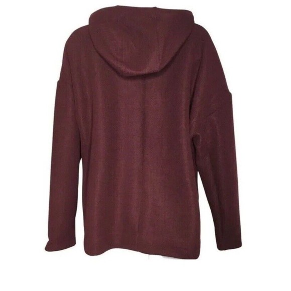 The North Face Woman’s Burgundy Fleece Textured Pockets Zip Hoodie Sweater NWT - Picture 4 of 9